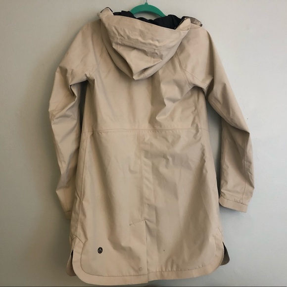 lulu raincoat